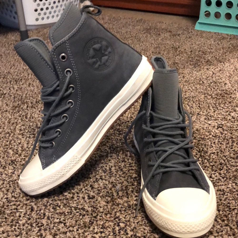 Converse hi-top winter boots